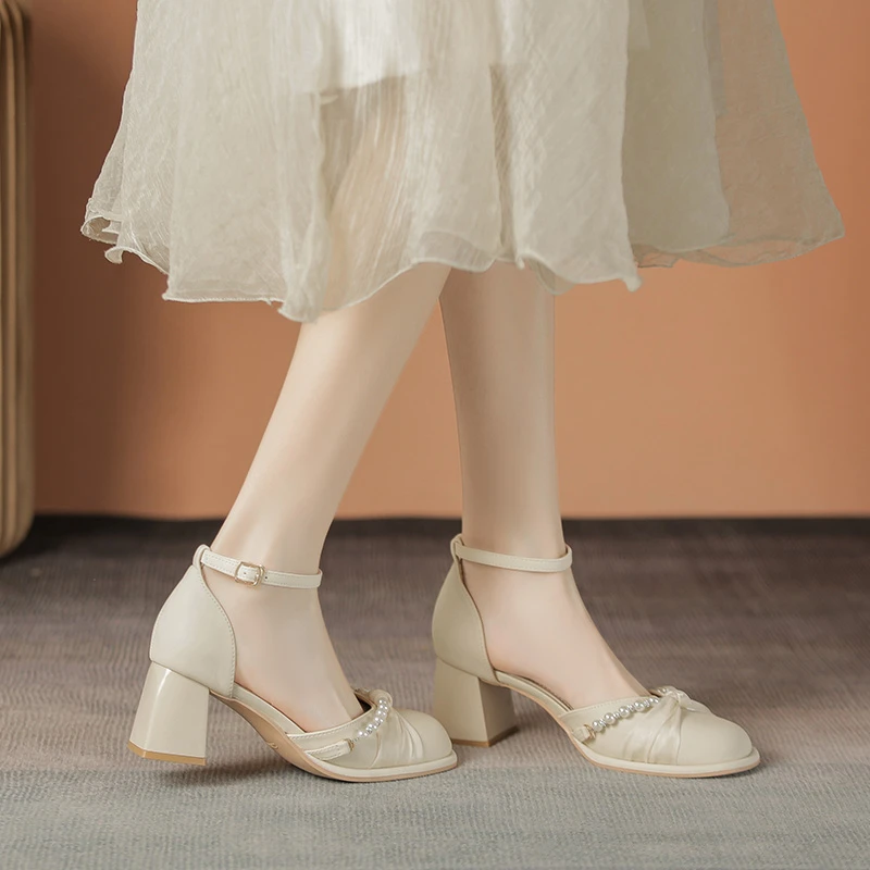 法式设计感小众气质高跟鞋女春夏一字带少女中空单鞋粗跟玛丽珍鞋