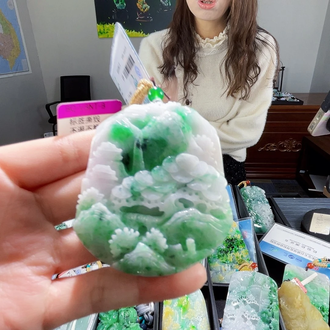 颈饰未镶嵌翡翠翡翠