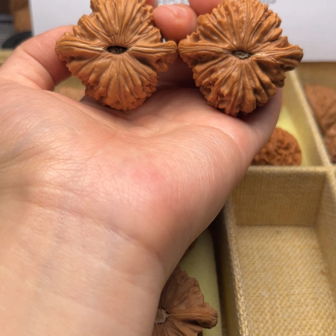 文玩核桃吊坠44四座楼