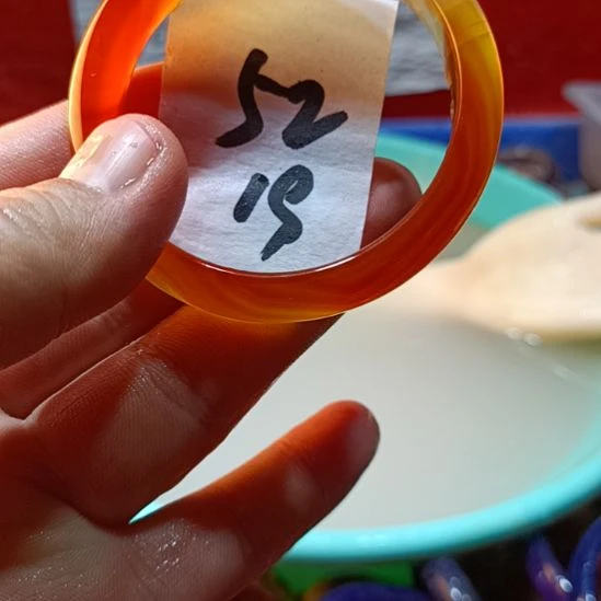 玛瑙/玉髓手镯未镶嵌