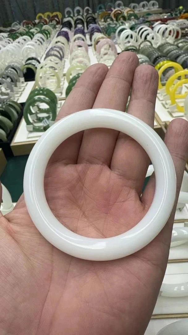 天然珠宝发货多样性