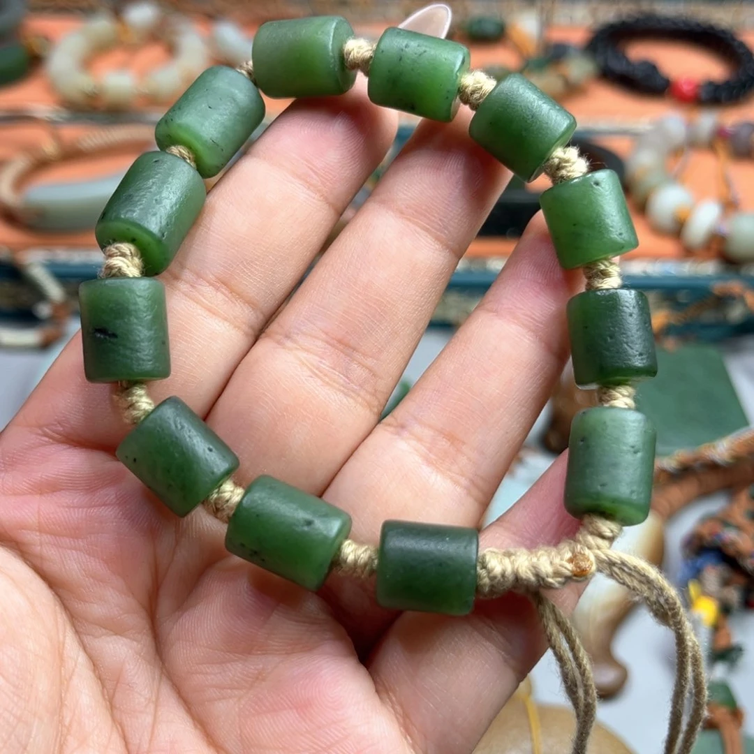 和田玉未镶嵌颈饰春***路