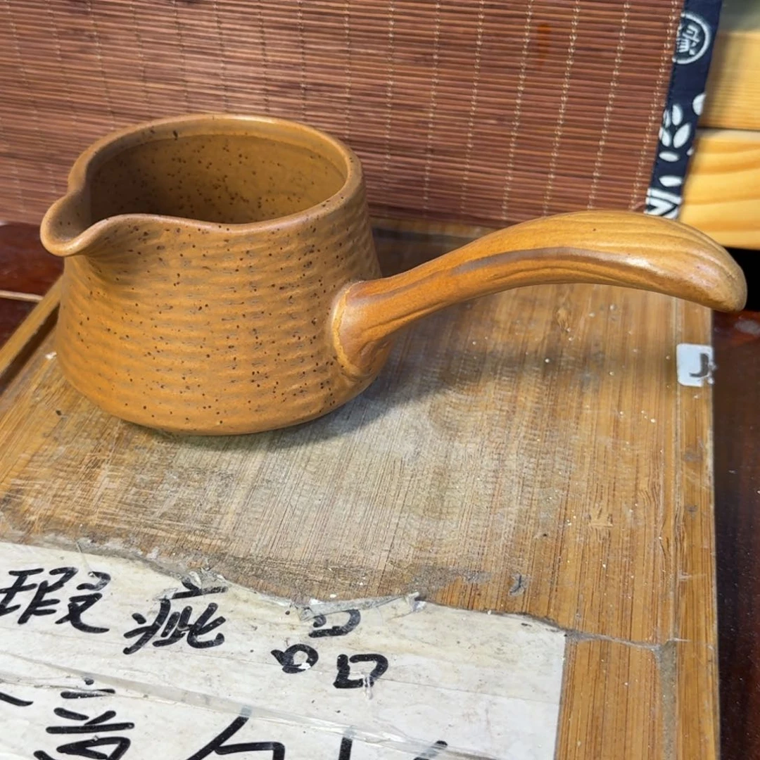 微瑕疵介意勿拍陶瓷器皿D275