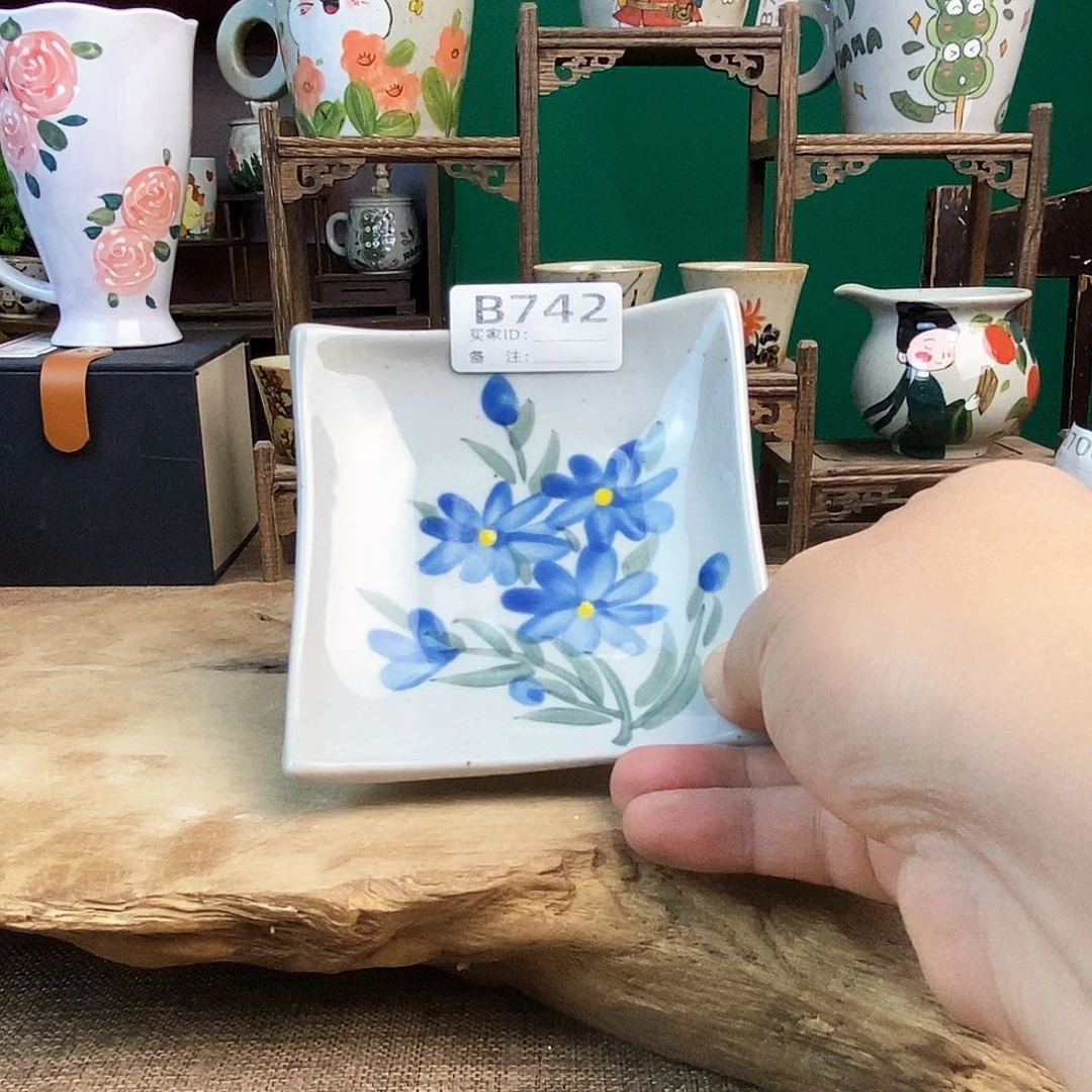 高温釉下手绘陶瓷742