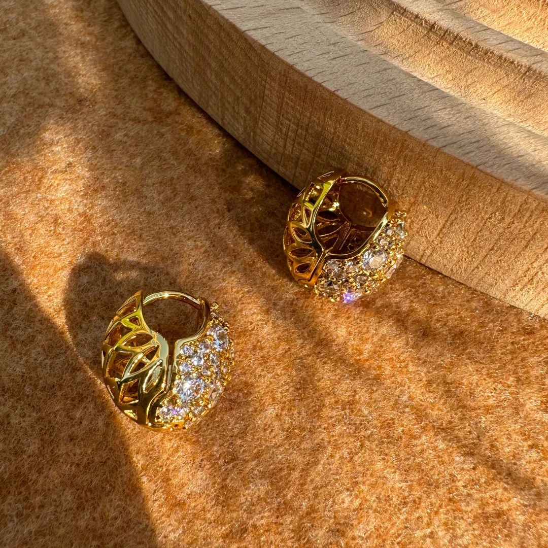 铜合金锆石耳饰 【新年好物】闪亮 雪晶织梦 满钻雪花镂空艺术耳环