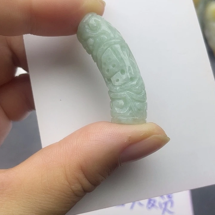 翡翠未镶嵌颈饰天然翡翠