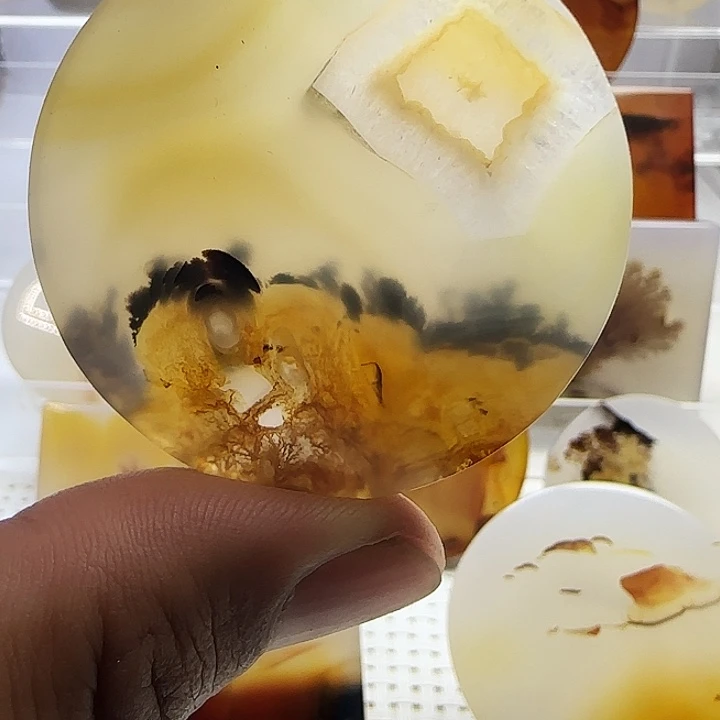 未镶嵌玛瑙/玉髓珠宝奇石