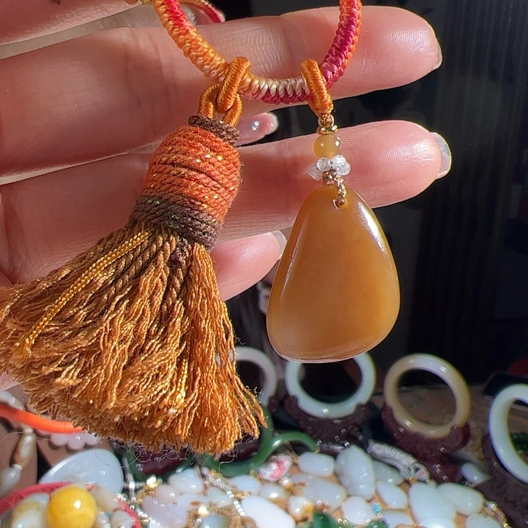 三***师和田玉未镶嵌车挂