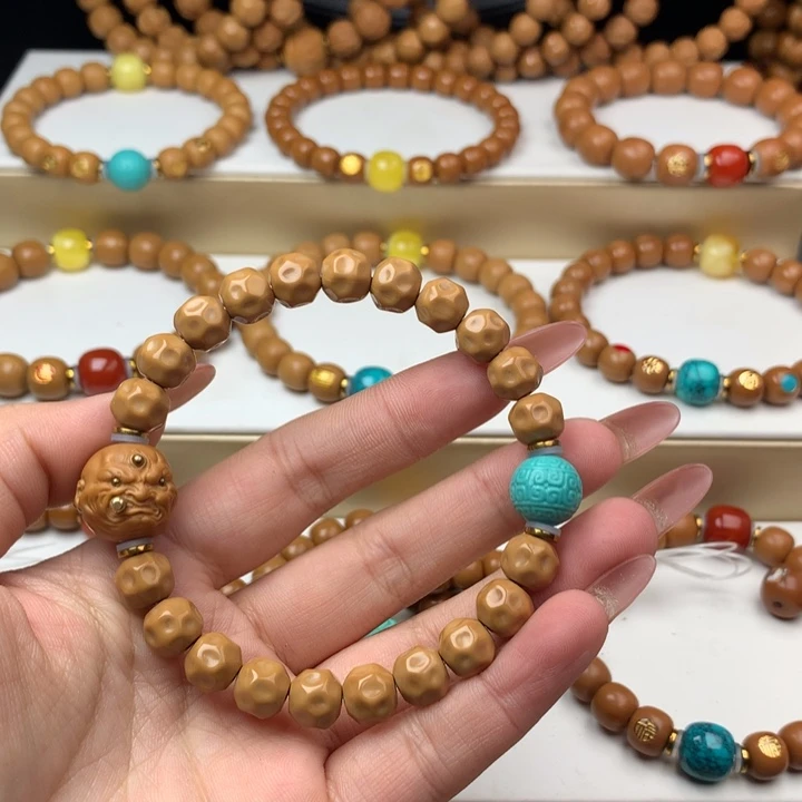 李***飞猴头核桃手串猴头配饰