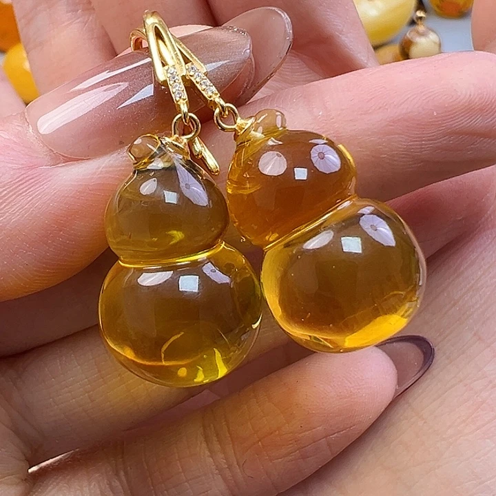 蜜蜡未镶嵌珠宝奇石