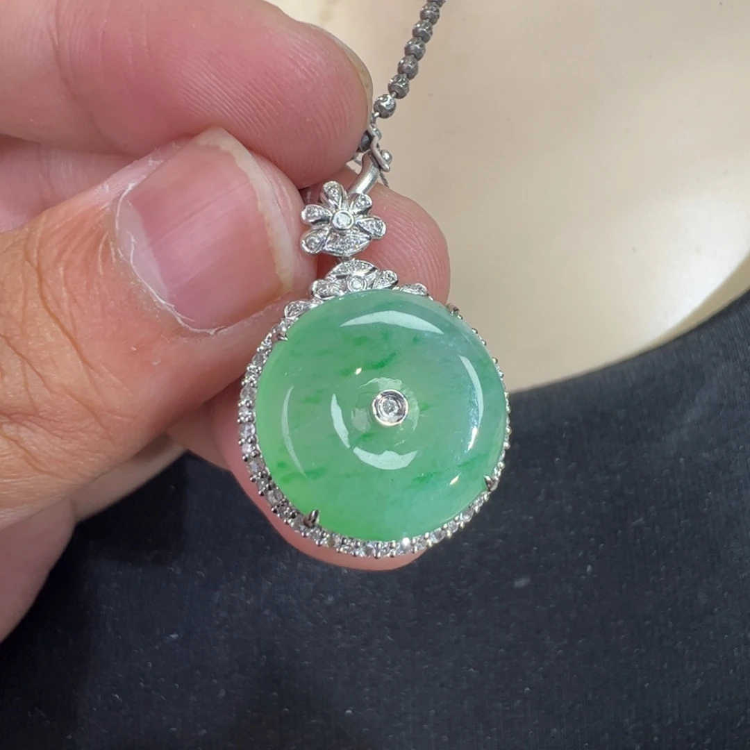 翡翠18K金镶嵌吊坠(不含链)