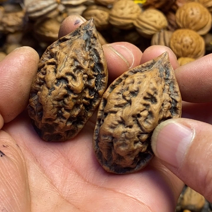 邢***铖吊坠桃核东北特产42