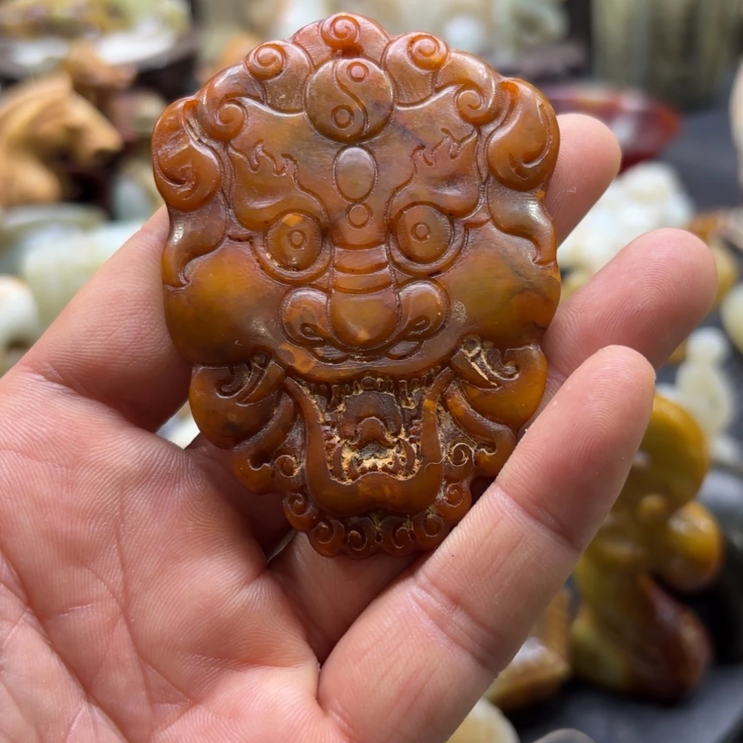 和田玉（糖玉）未镶嵌挂件