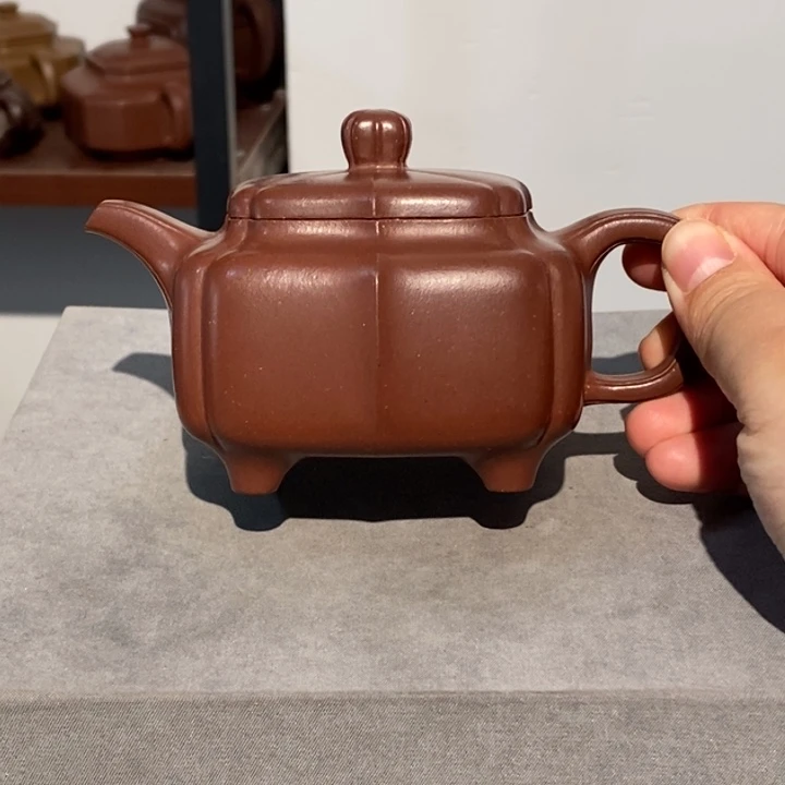 茶壶紫砂紫砂壶多少钱都没有
