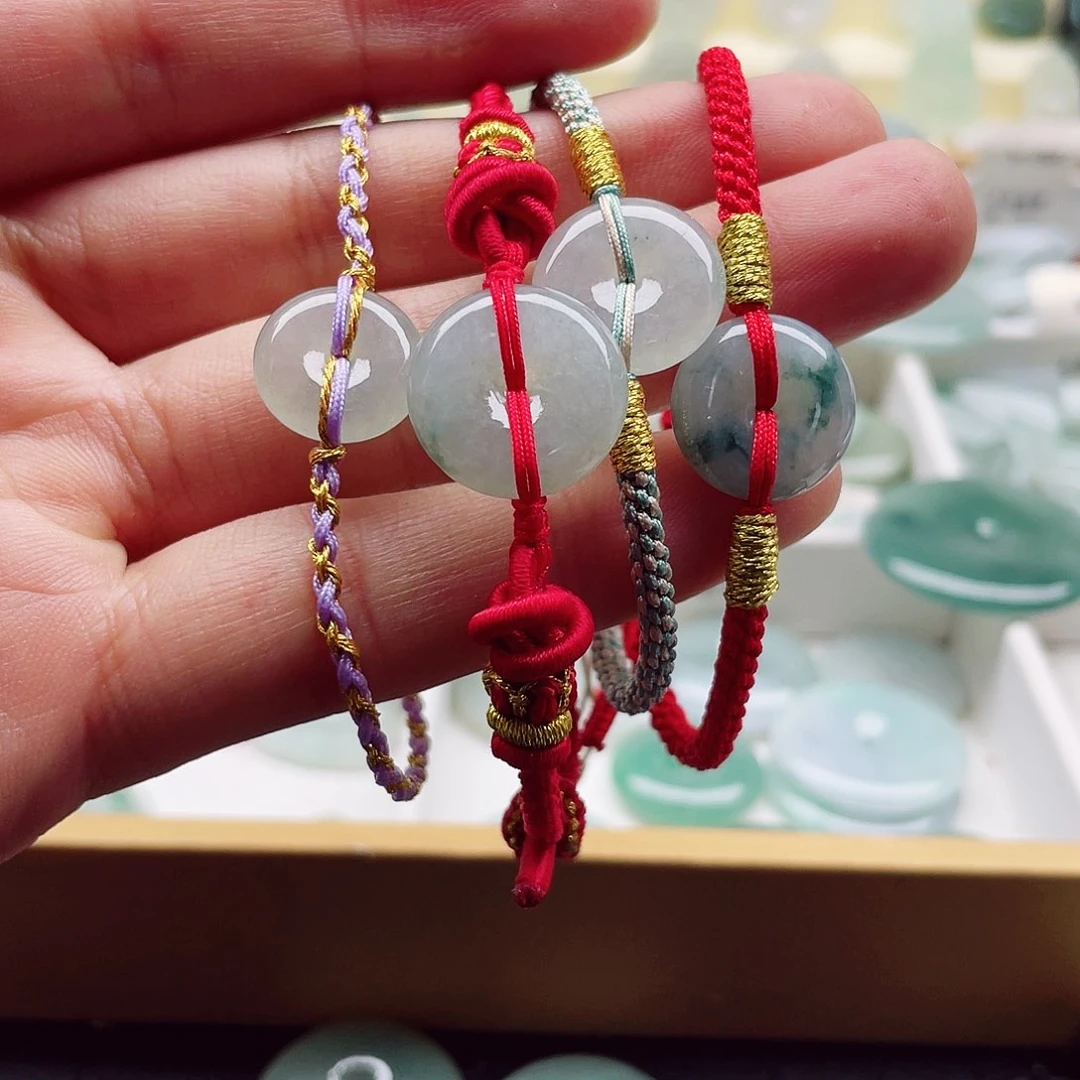 翡翠颈饰未镶嵌天然翡翠