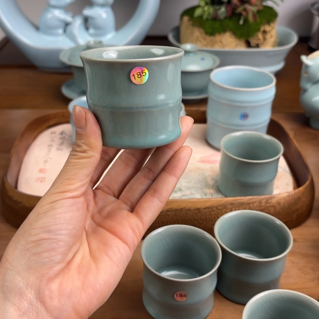 刺***客编号185.186仿古釉竹节杯一级品