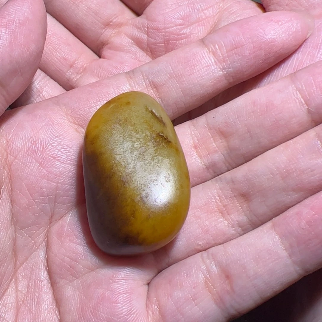 石***）和田玉未镶嵌颈饰