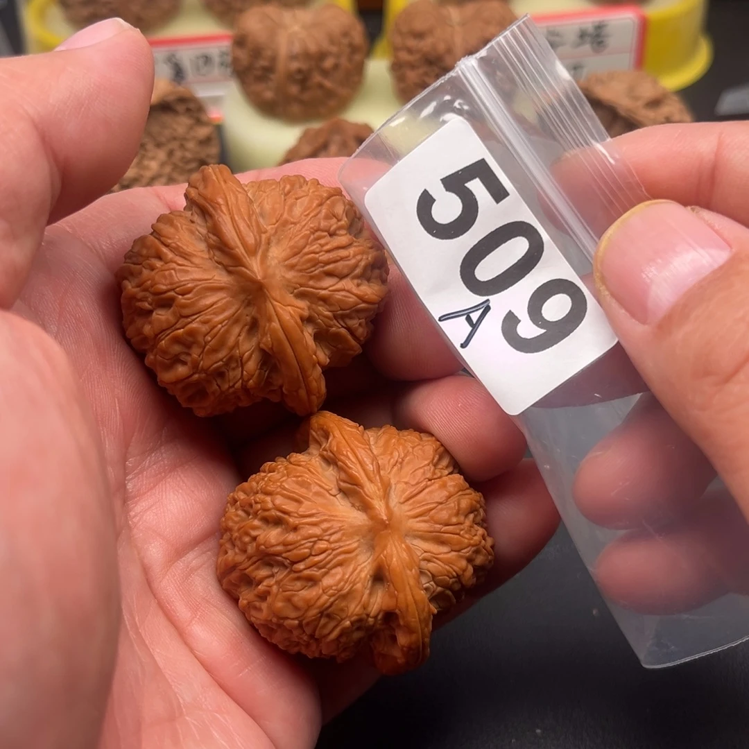 文玩核桃把件麒麟王42