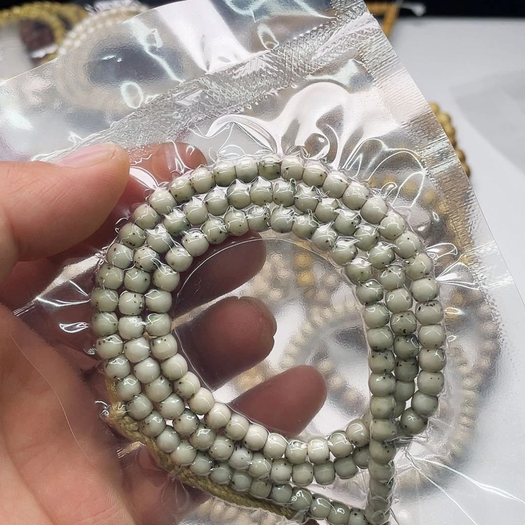 星月菩提吊坠绿包白6x5鼓珠108