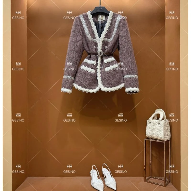 【闵闵】秋冬气质小香风时尚设计师中长款羽绒服 QD-2024986