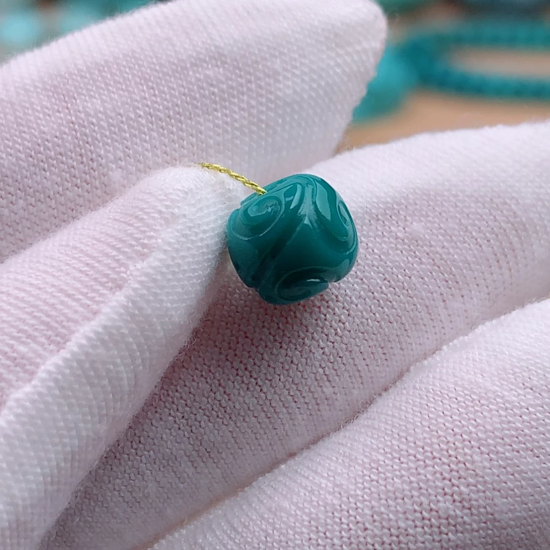 未镶嵌绿松石珠宝奇石