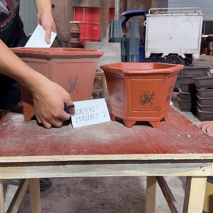 紫砂花盆紫砂花盆