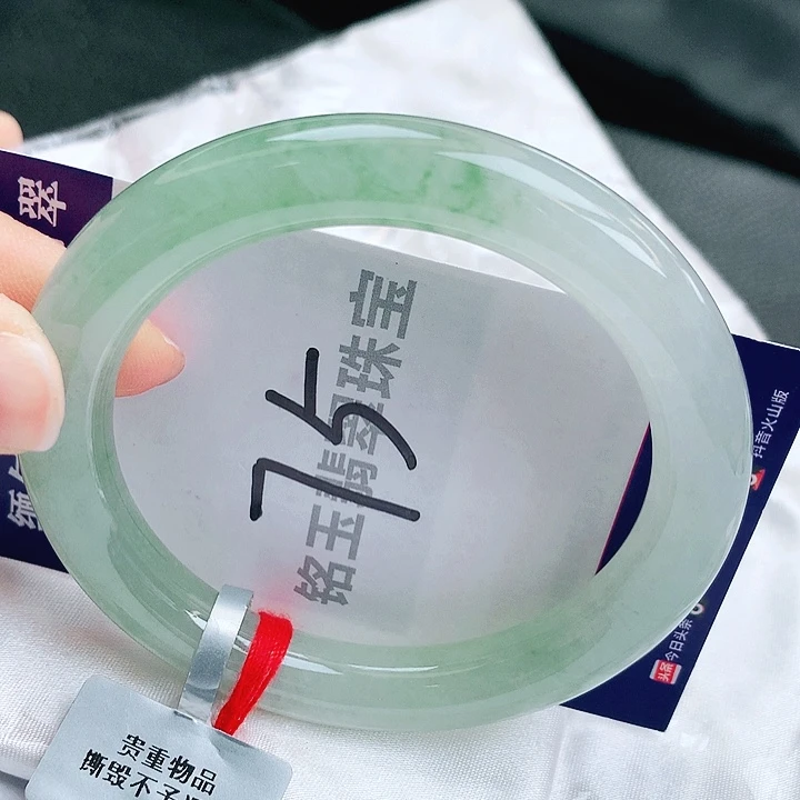 翡翠未镶嵌手镯缅甸天然a货翡翠手镯