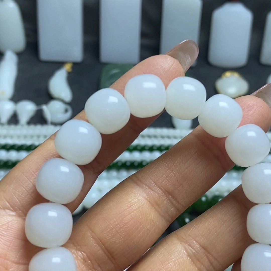 和田玉手链未镶嵌