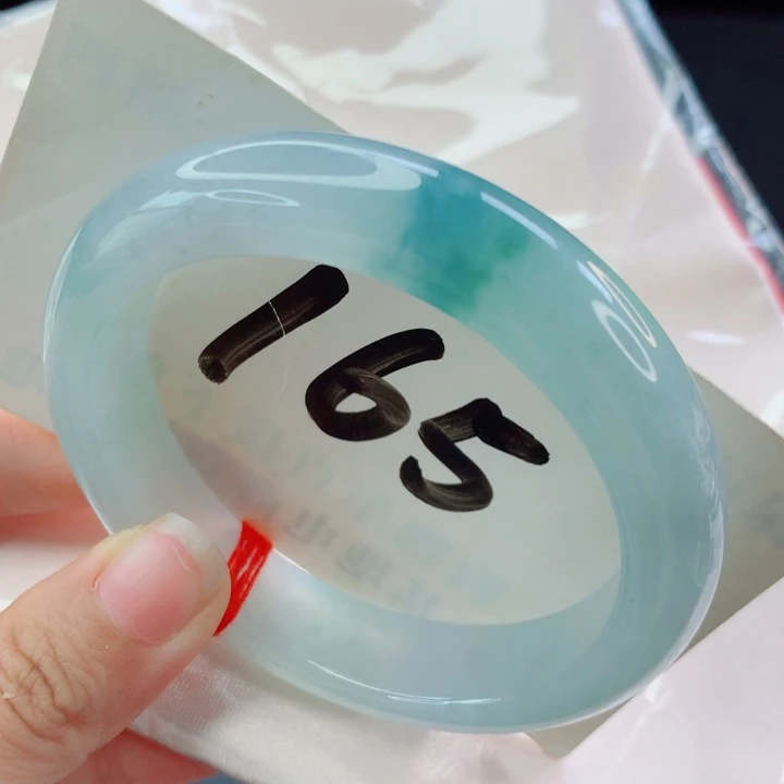 翡翠未镶嵌手镯冰胶幻彩