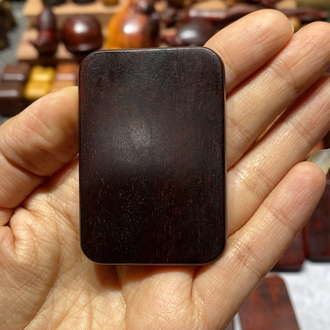 黑***剧檀香紫檀（小叶紫檀）木