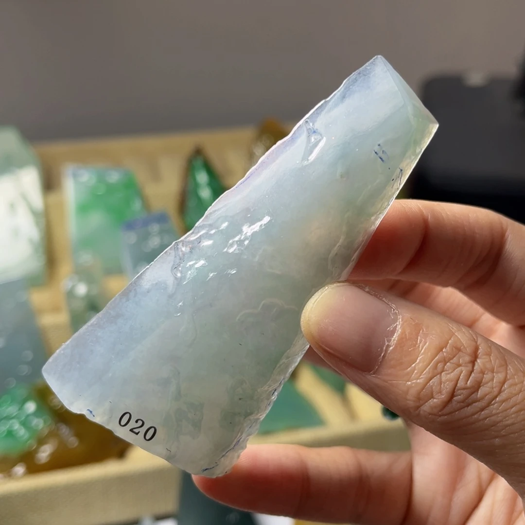 定制翡翠未镶嵌翡翠首饰