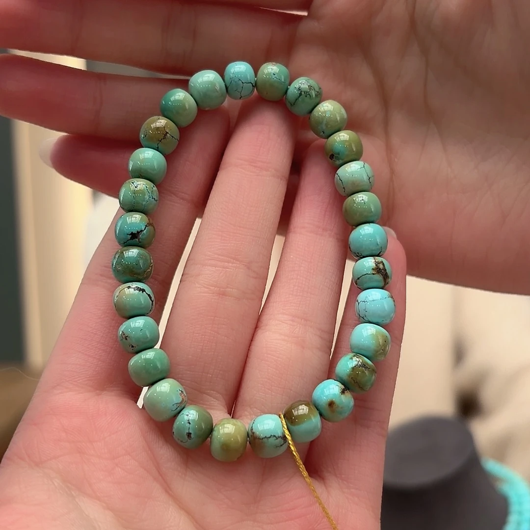 绿松石未镶嵌颈饰