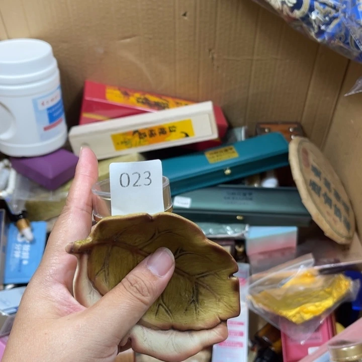 回流瓷器瓷器碎片23