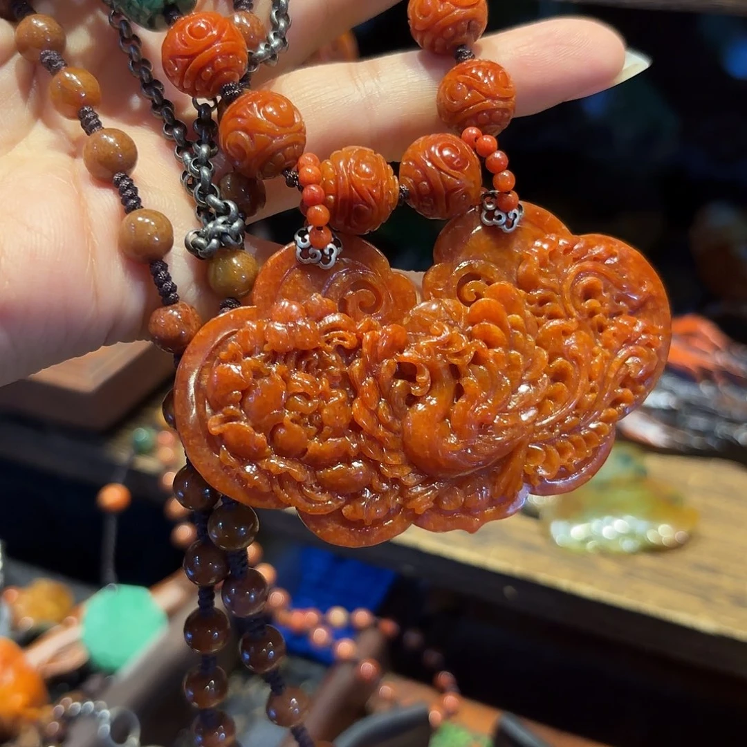 乐***猫翡翠未镶嵌颈饰原创