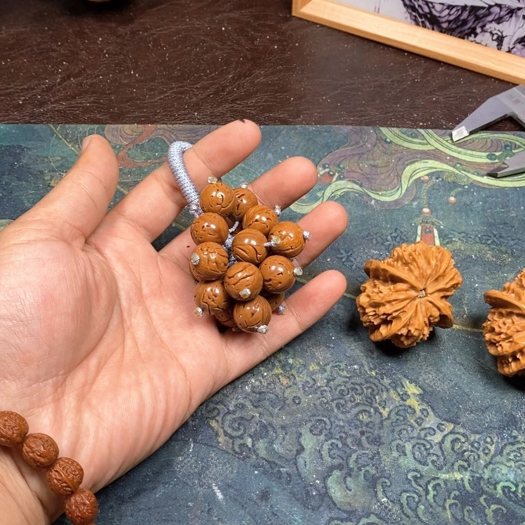 吊坠桃核葡萄桃核