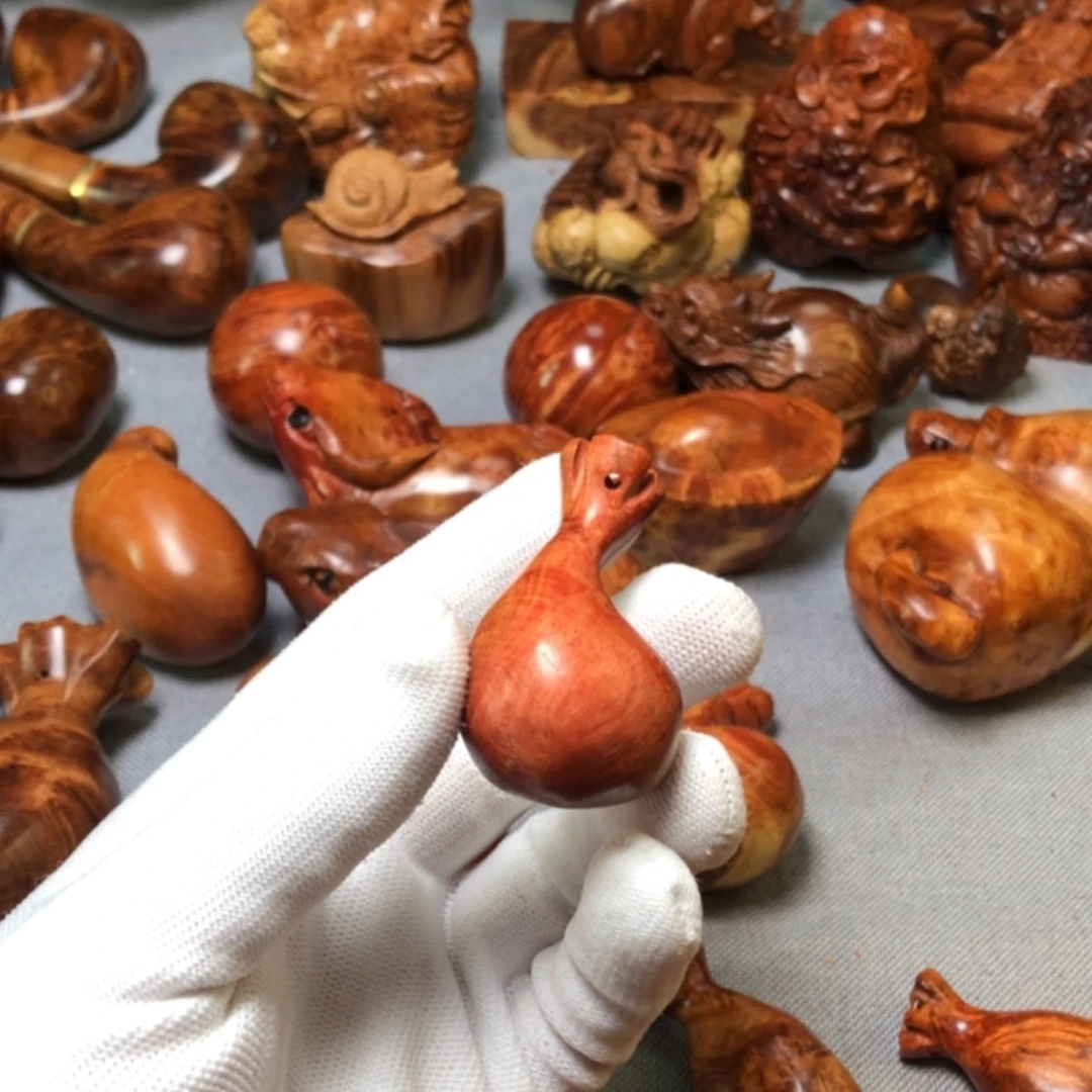 【闪购商品】木麻梨疙瘩火琉璃手把件