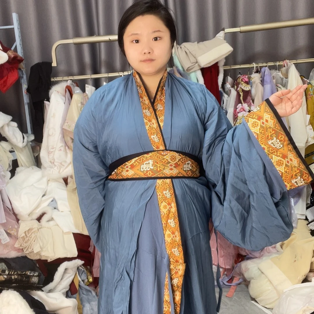 蓝色拖尾款战国袍