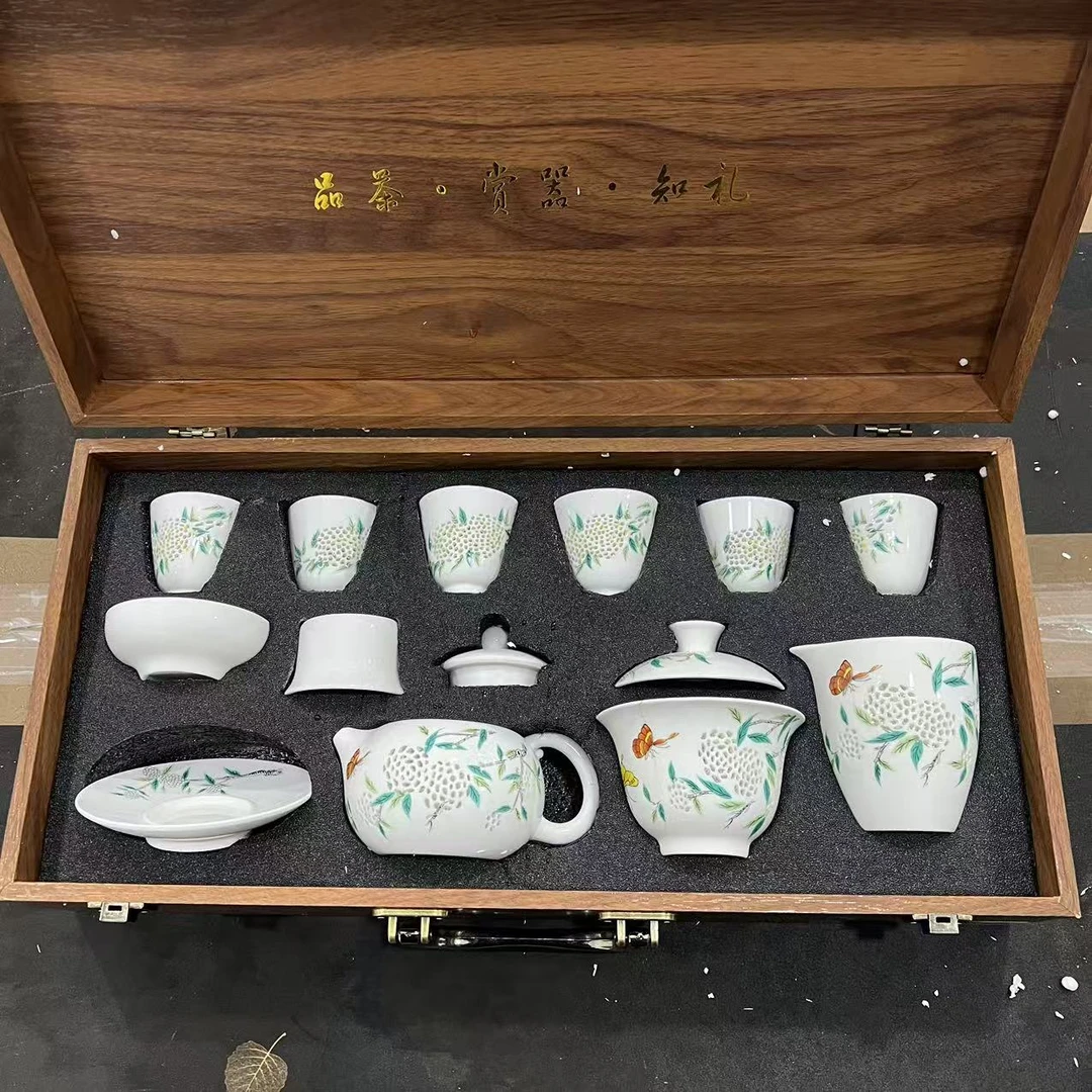 【闪购商品】11头绣球花 蜂巢玲珑瓷礼盒套装