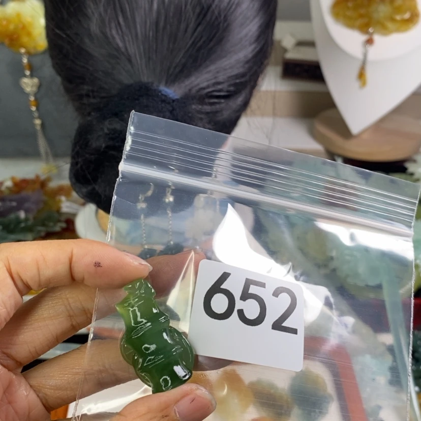 【闪购商品】岫玉发饰未镶嵌魈****！