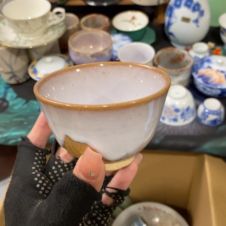 在干嘛啊亲爱勒亲蛋