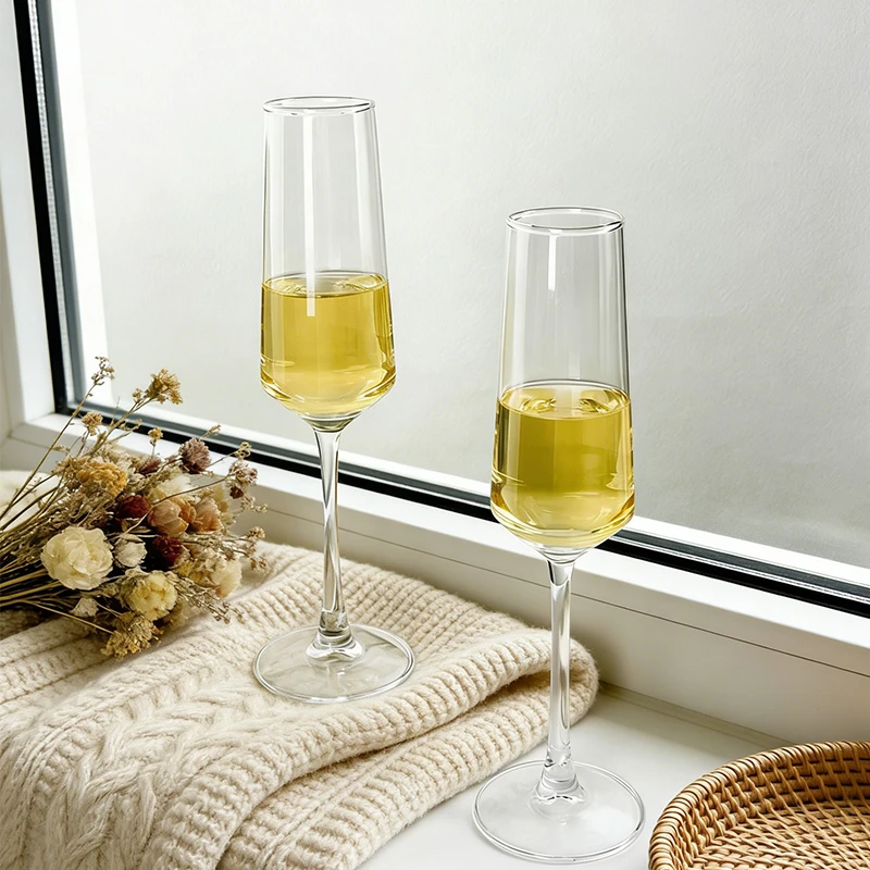 红酒杯高脚杯轻奢大肚葡萄酒杯高颜值加厚洋酒杯子家用大号玻璃杯
