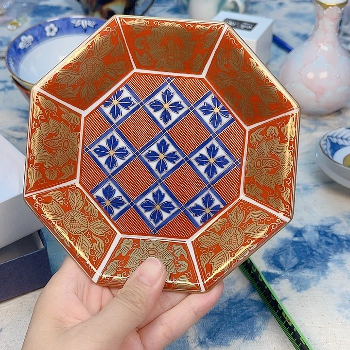 瓷片The first thing