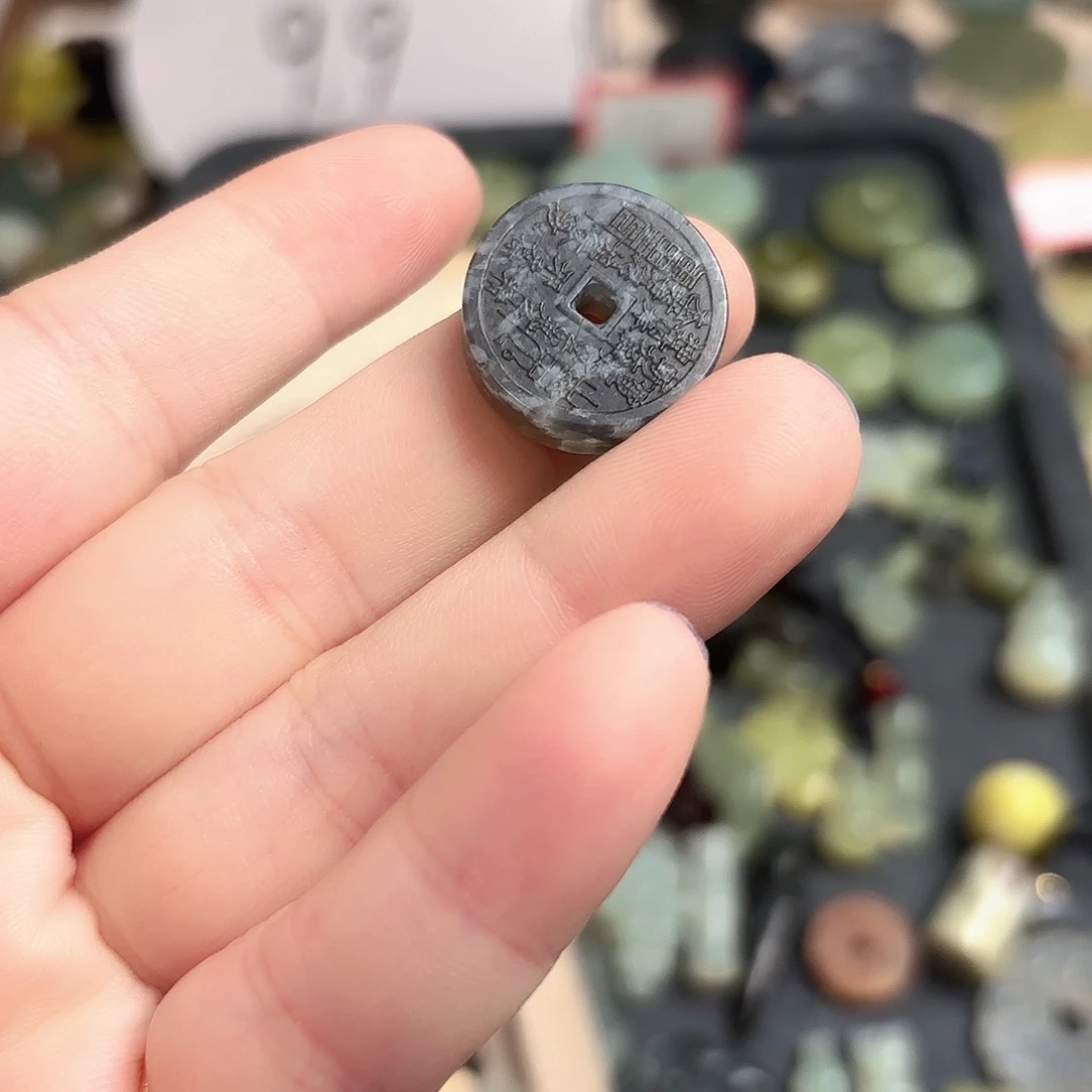 蛇纹石玉合金颈饰