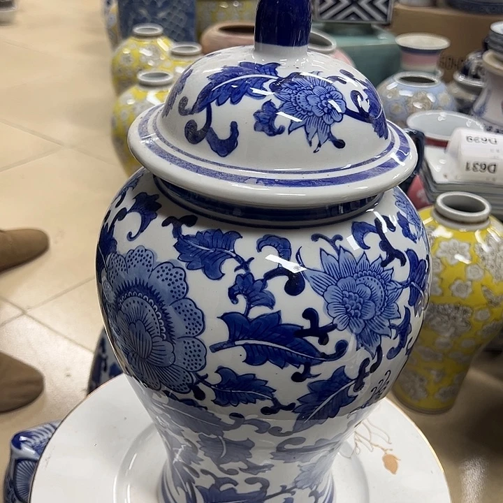 瓷片微瑕。。。。。。。，