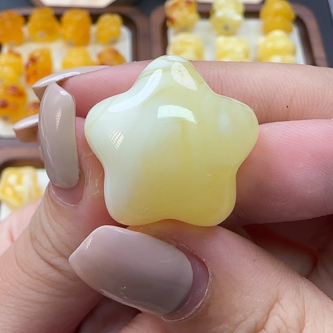 琥珀未镶嵌珠宝奇石天然蜜蜡