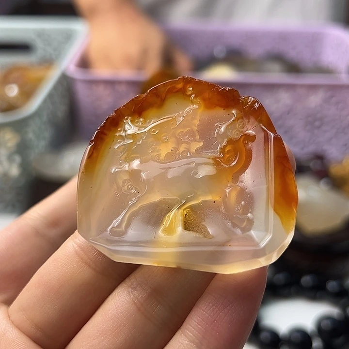 玛瑙/玉髓颈饰未镶嵌