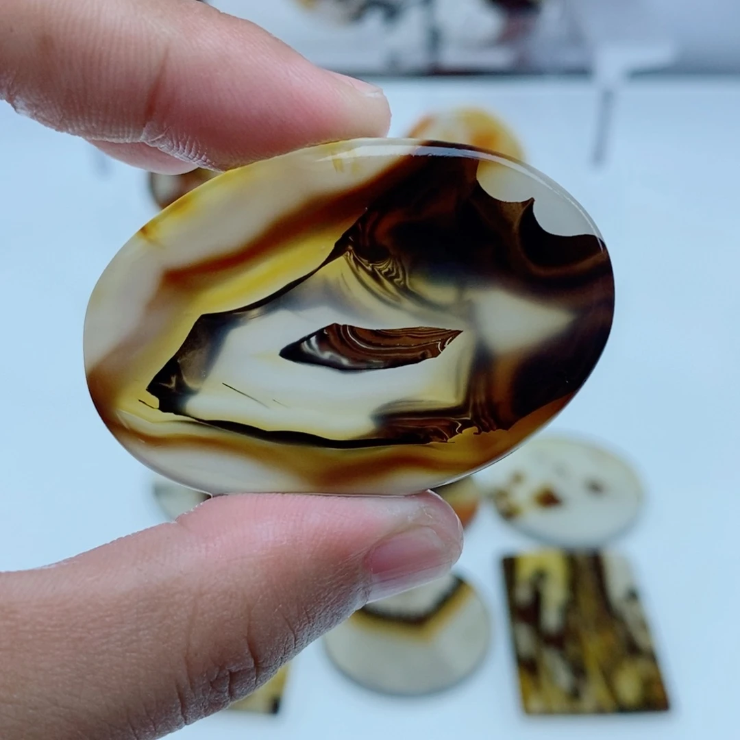 玛瑙/玉髓未镶嵌珠宝半成品