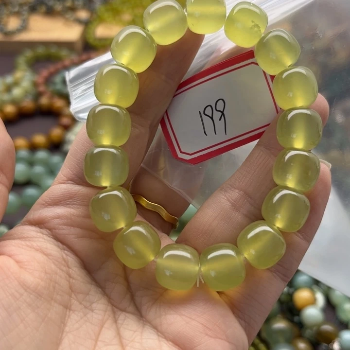 未镶嵌蛇纹石玉手链