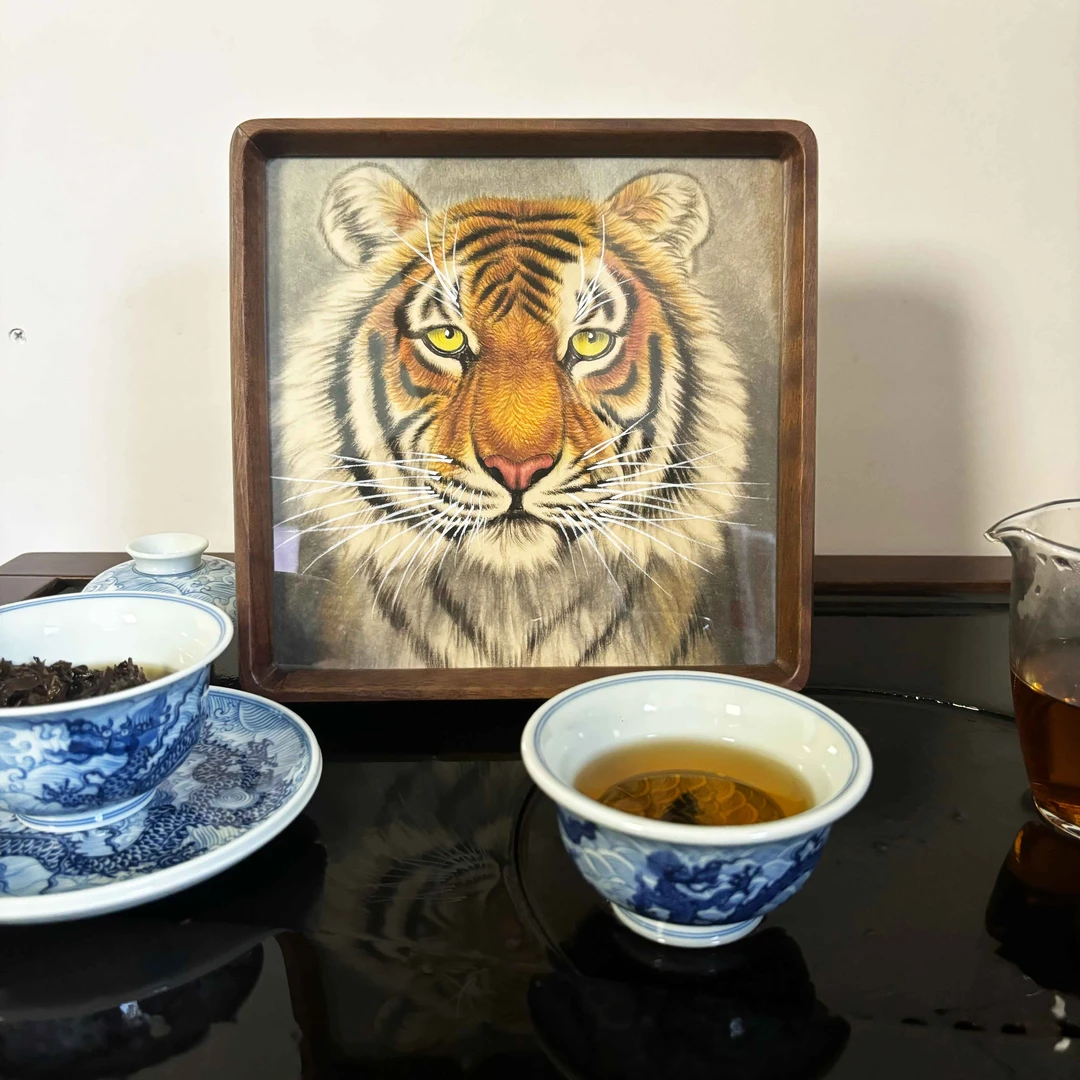 虎头工笔画精品摆台胡桃木框26*26cm茶室书房办公室挂画佩带挂钩