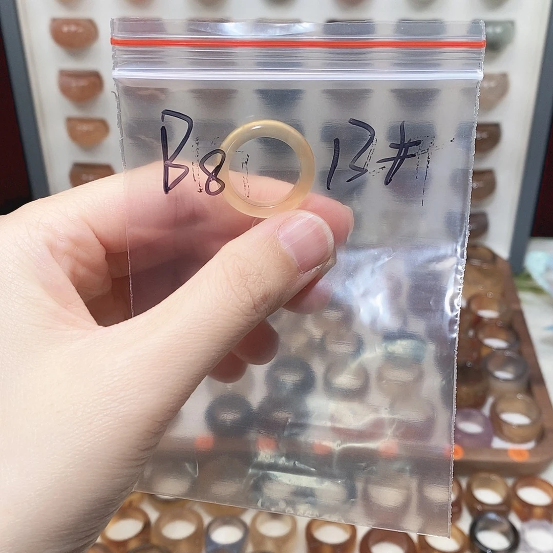 玛瑙/玉髓未镶嵌戒指港13码不退换包容